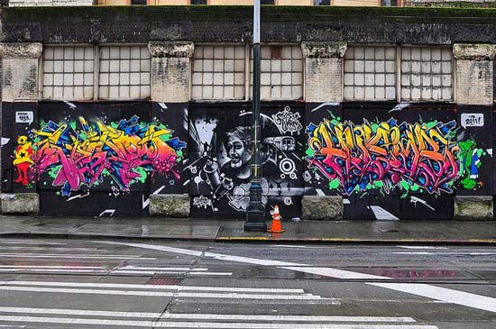 Write 4 Gold Franklin and Thomas wall